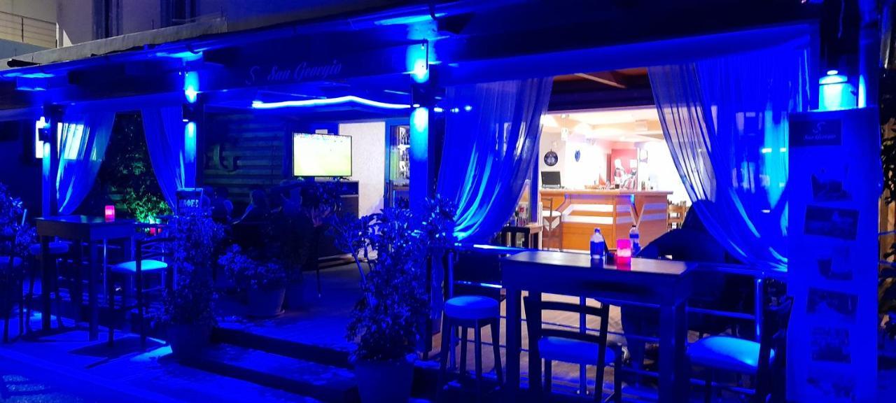 San Georgio Hotel Tsoútsouros エクステリア 写真