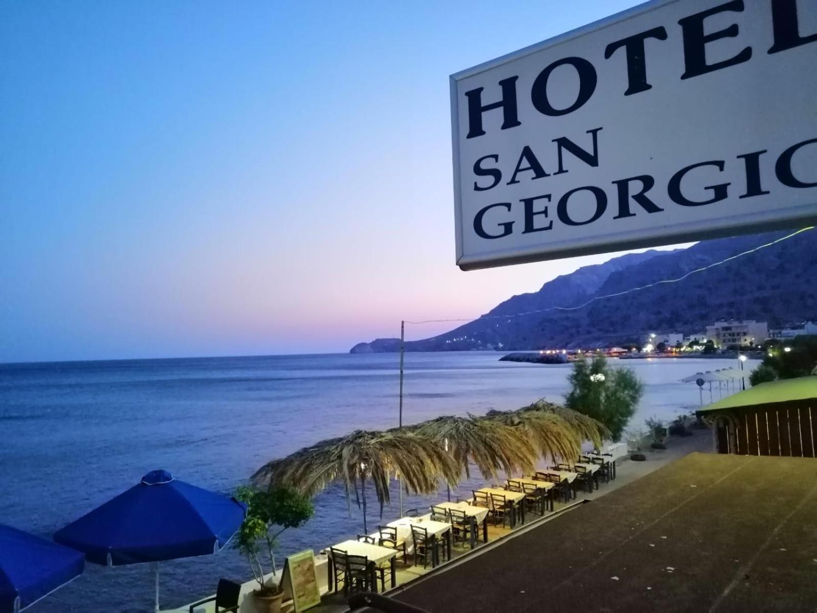 San Georgio Hotel Tsoútsouros エクステリア 写真