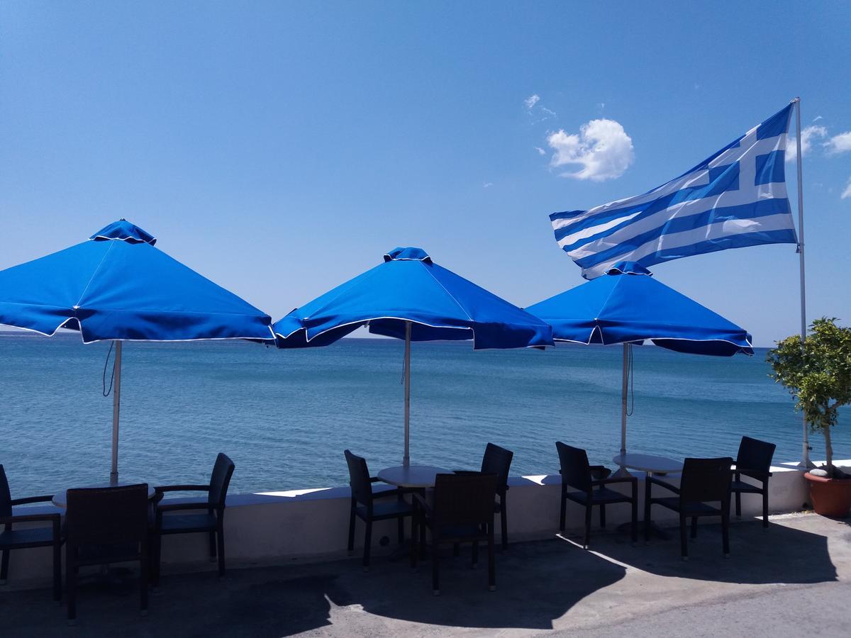 San Georgio Hotel Tsoútsouros エクステリア 写真