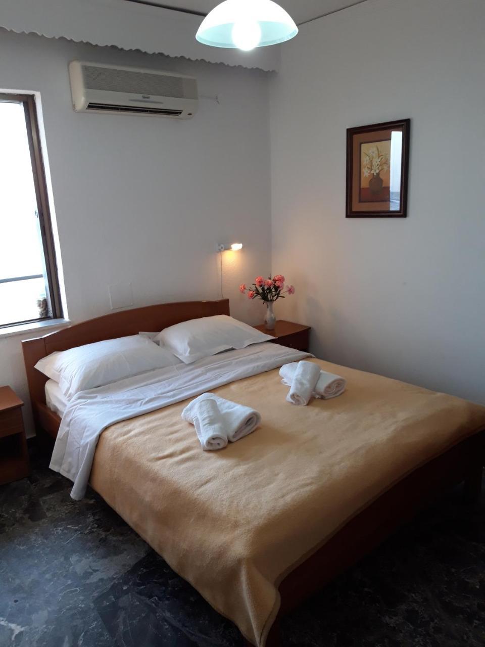 San Georgio Hotel Tsoútsouros エクステリア 写真